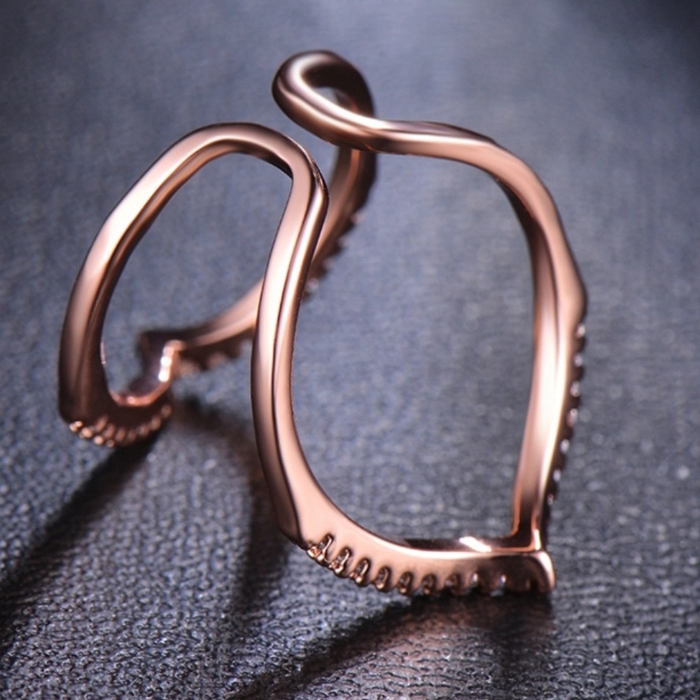 Bella Chevron Ring - Picture 7 of 11